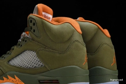 Hyperoad 5 “Olive” Jordan Air 1021